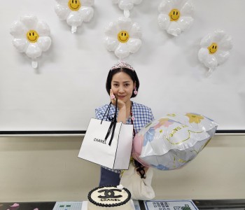 박수진 줄리아 부장님 축일 축하파티^^ 이미지